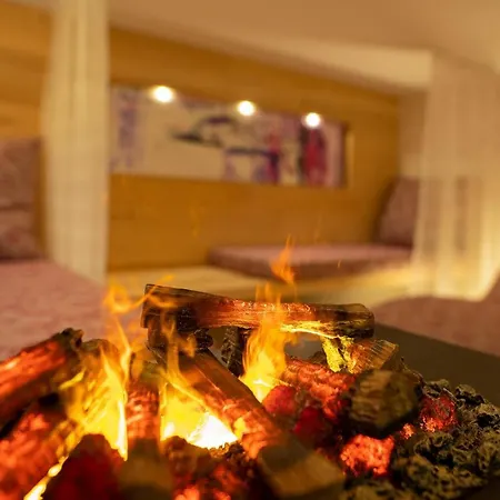 Lucia Hotel 3*