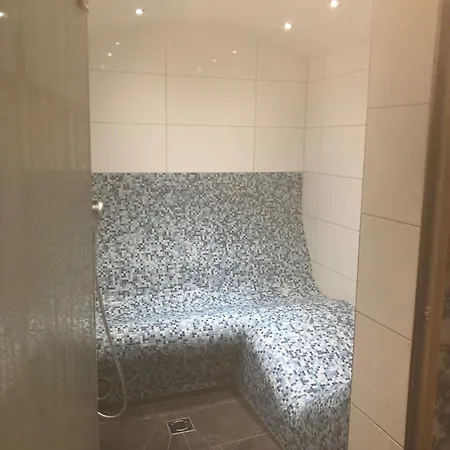 Hotel Lucia 3*