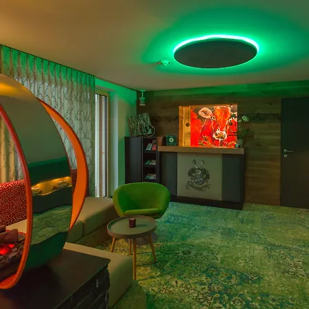 Hotel Lucia 3*
